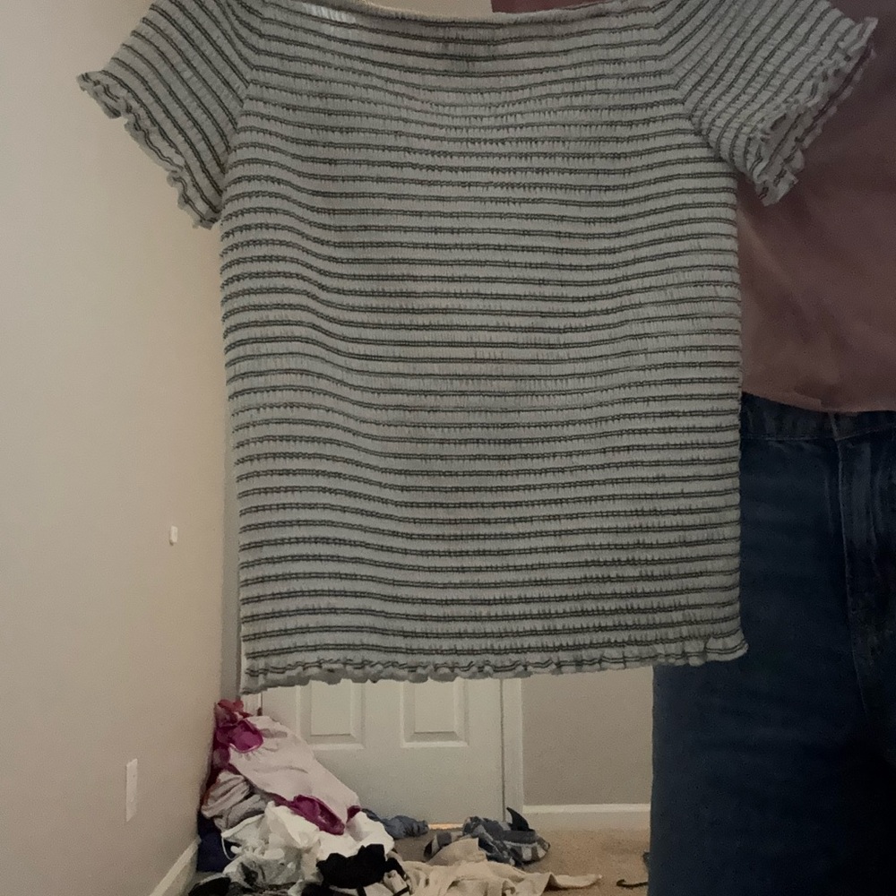 Striped Off-Shoulder Top - Picture 3 of 3